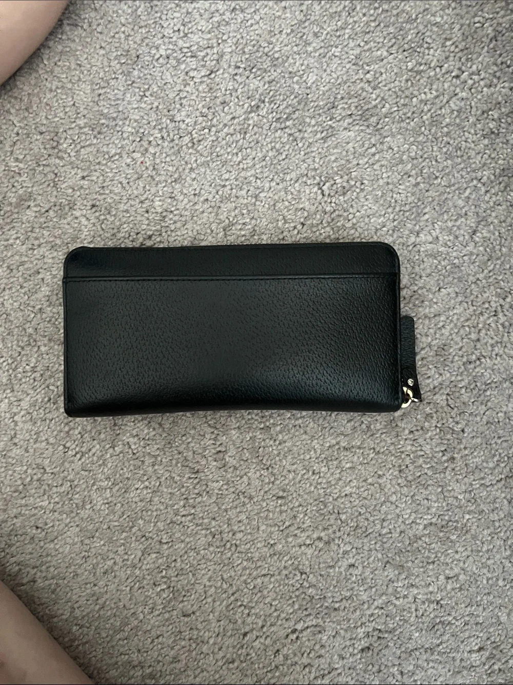 kate spade classic zip